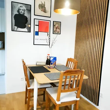 Loewenstern Апартаменты Niederstetten